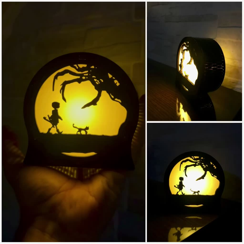 Luminária Geek de mesa Coraline e o Mundo Secreto